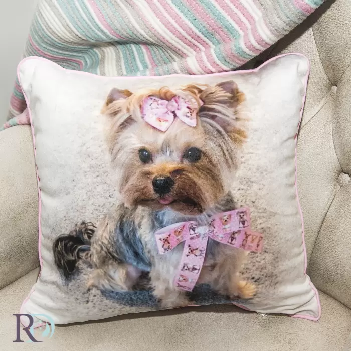 Декоративна възглавница Йорки с панделка - 150 - Декоративна възглавница Йорки с панделка - 150