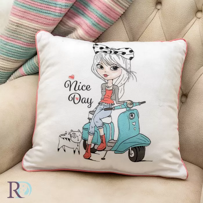 Декоративна възглавница Момиче - 1044 - Декоративна възглавница Момиче - 1044