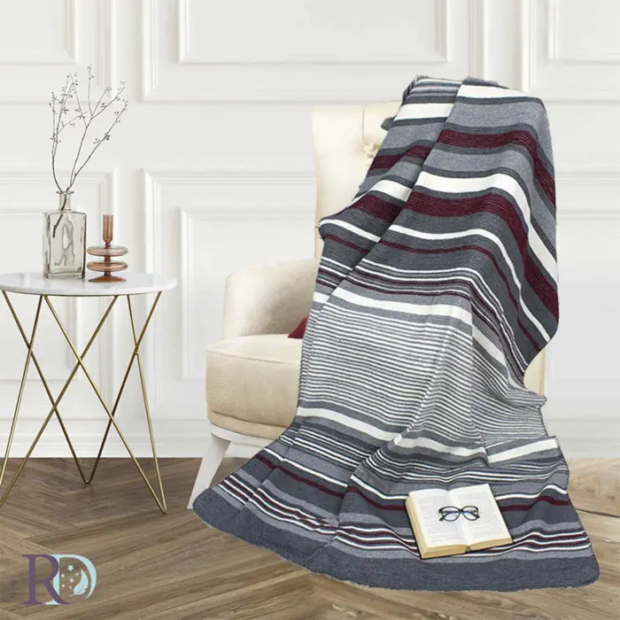 Одеяло Дарси сиво и бордо - 1196 - Одеяло Дарси сиво и бордо - 1196