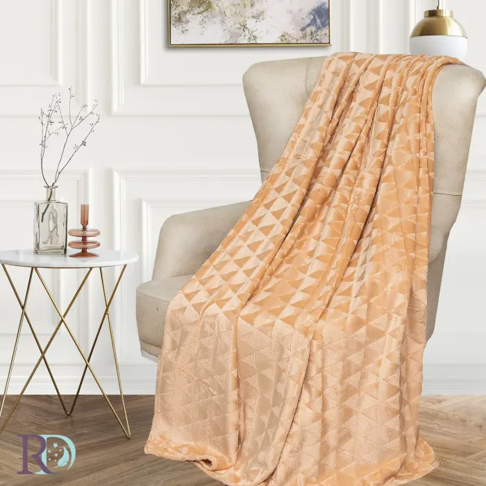 Одеяло Триъгълници бежово - 1505 - Одеяло Триъгълници бежово - 1505