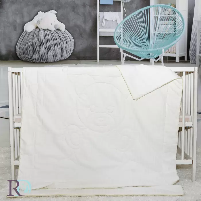 Бебешка олекотена завивка Сатенирано Райе бяло - 230 - Бебешка олекотена завивка Сатенирано Райе бяло - 230