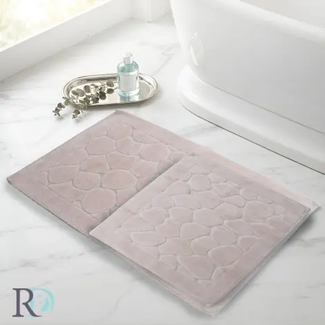 Комплект постелки за баня в розово